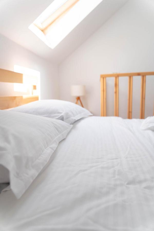 קורטאה דה ארגס La Fanar Guesthouse מראה חיצוני תמונה