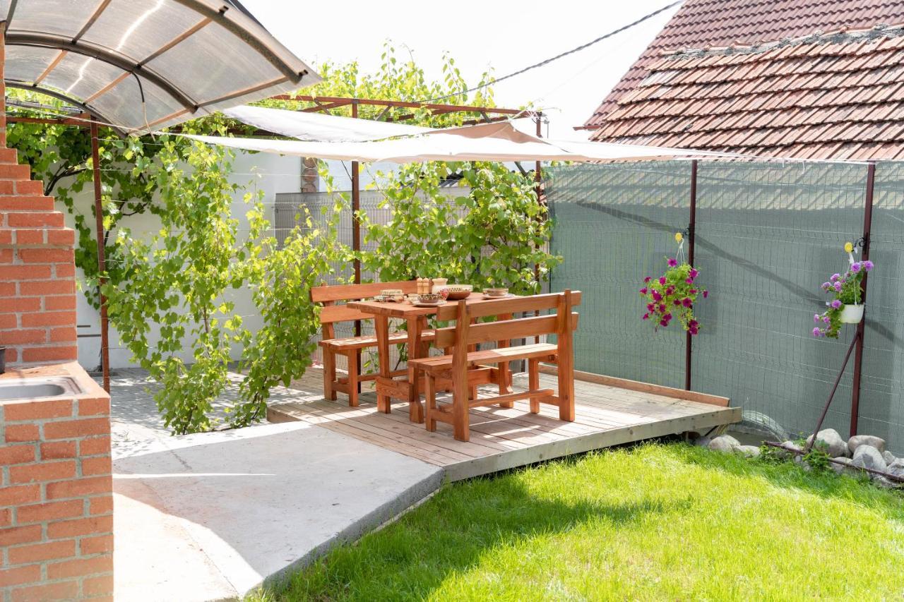 קורטאה דה ארגס La Fanar Guesthouse מראה חיצוני תמונה